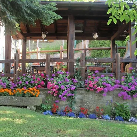 Casenuove Sleeps 4 Pool Banzena
