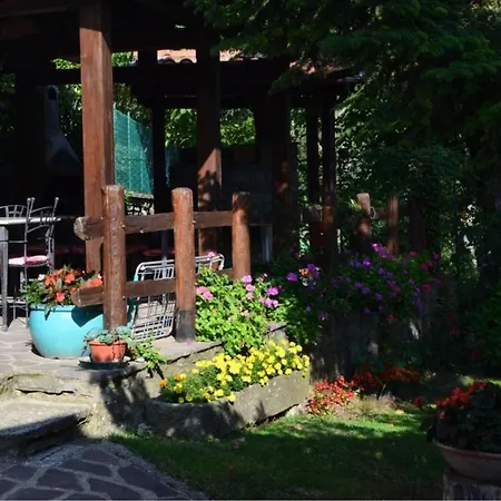 Διαμέρισμα Casenuove Sleeps 4 Pool Banzena
